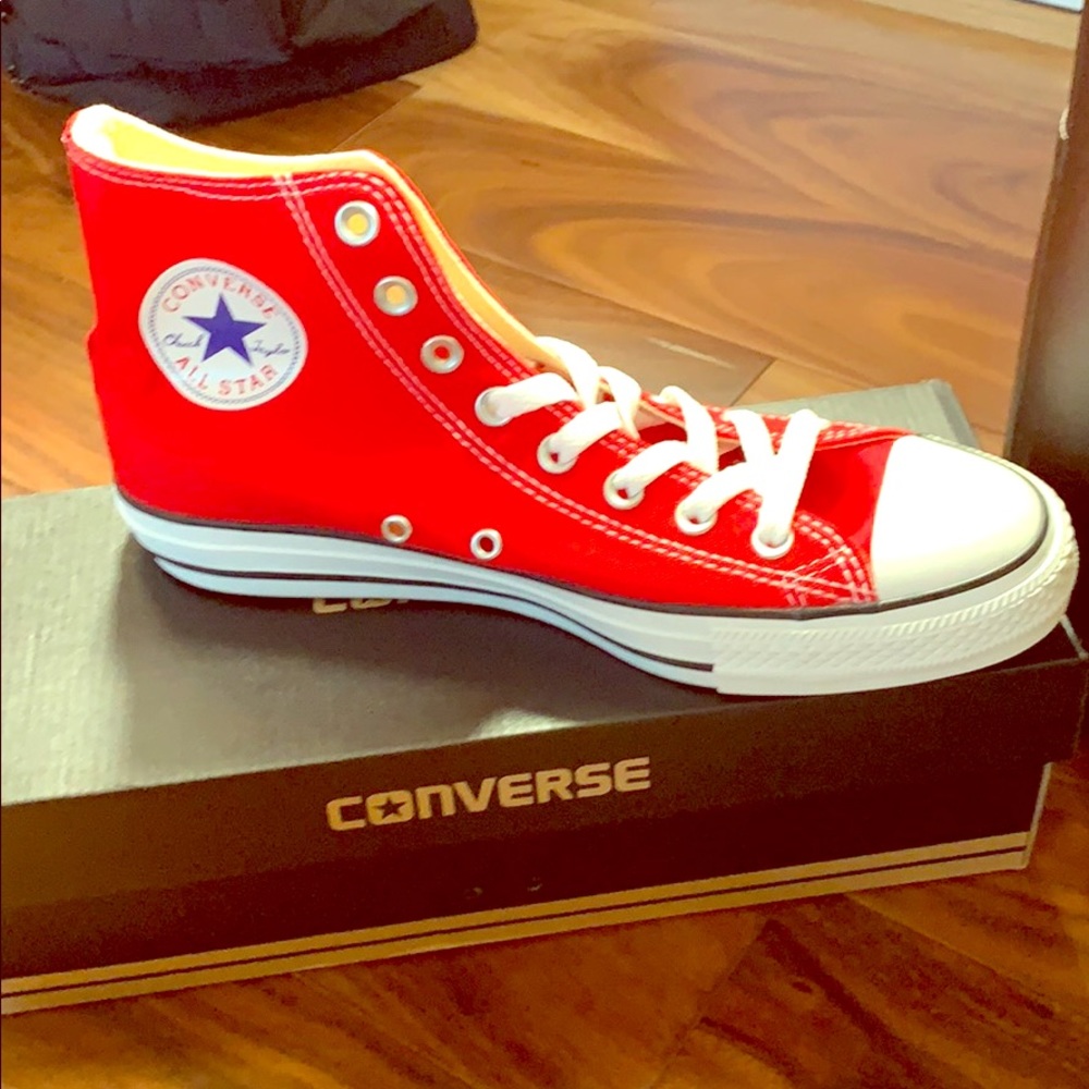 Red converse